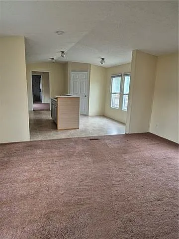 21197 Valor Ln — Photo 2