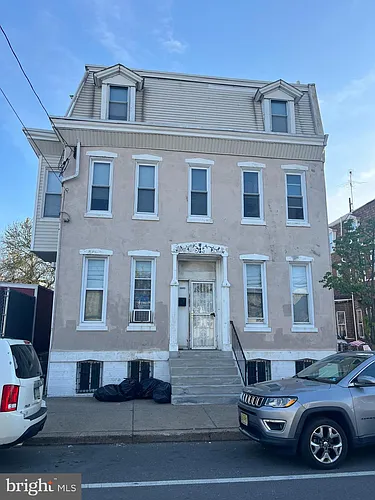 2666 Bridge St #1 Photo 1