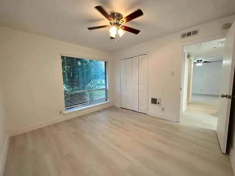 4330 Bowser Ave #109 — Photo 13