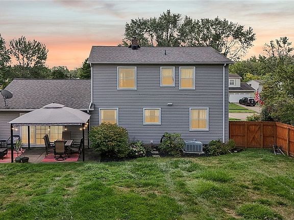2nd image of 8713 W Cliffwood Ct