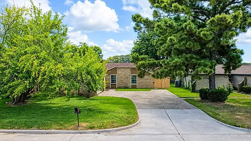 8710 Parkway Forest Dr Photo 1
