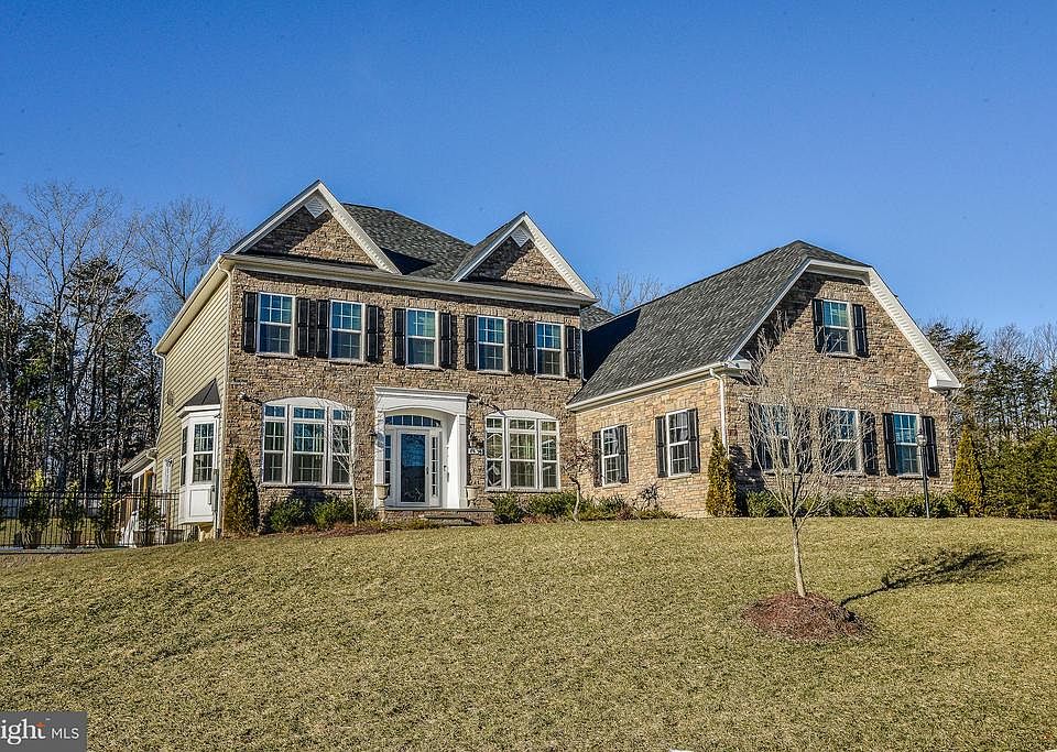 1st image of 8834 Chrisanthe Ct