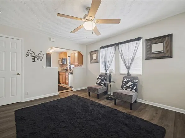 7422 Davidson St, Norfolk, VA 23513