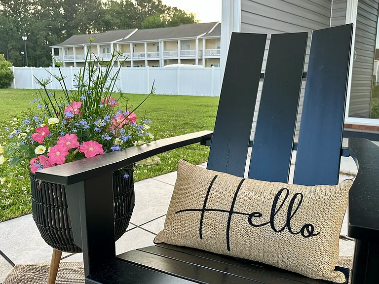 Patio Furniture Included