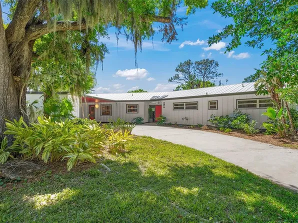 2920 Pony Ln, Sarasota, FL 34232