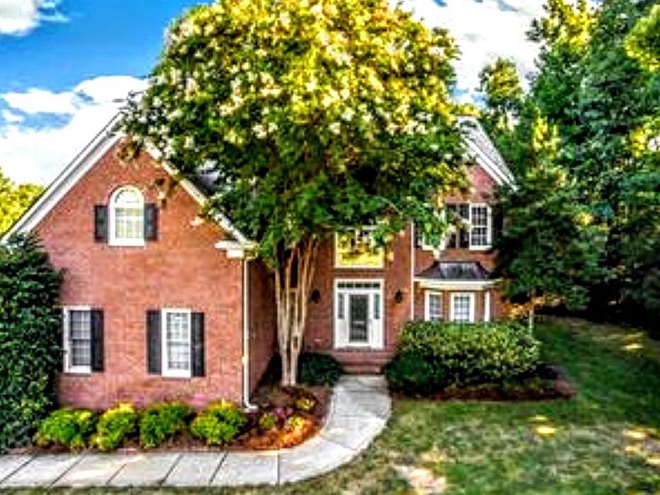 1st image of 15822 Sparrowridge Ct