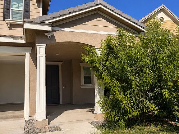 2nd image of 16075 Rincon Meadows Ave