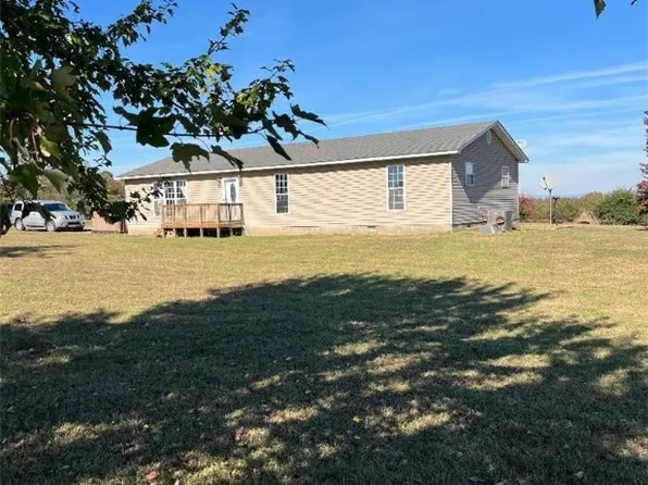 5464 Brown Ln, Ozark, AR 72949
