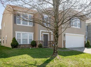 5945 Twin Brook Dr, Charlotte, NC 28269