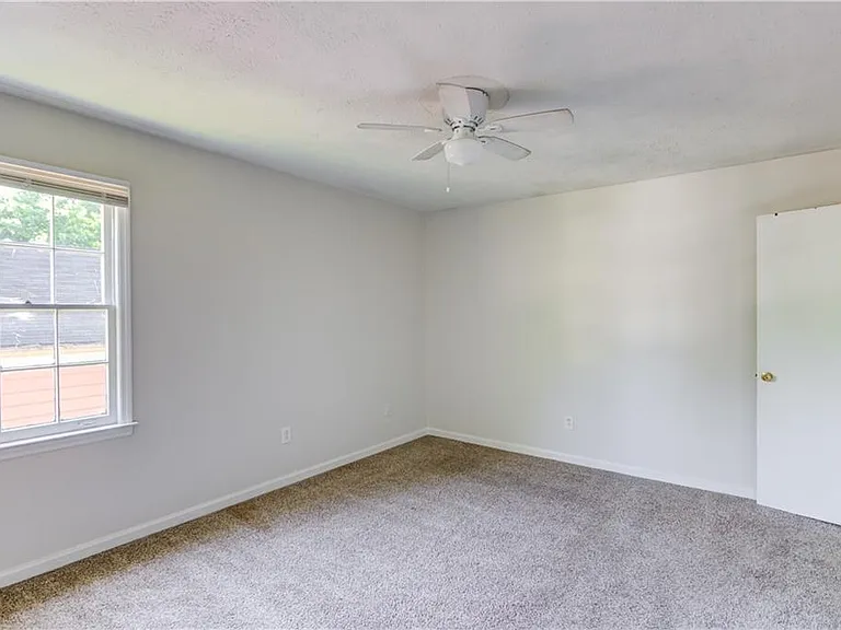 4647 Candlewyck Way — Photo 10