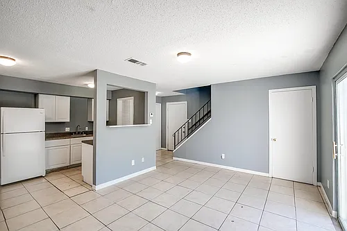 2215 Mission Hill Dr #104 Photo 1