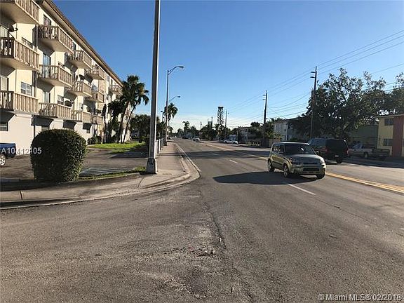 4th image of 12955 NE 6th Ave APT 207