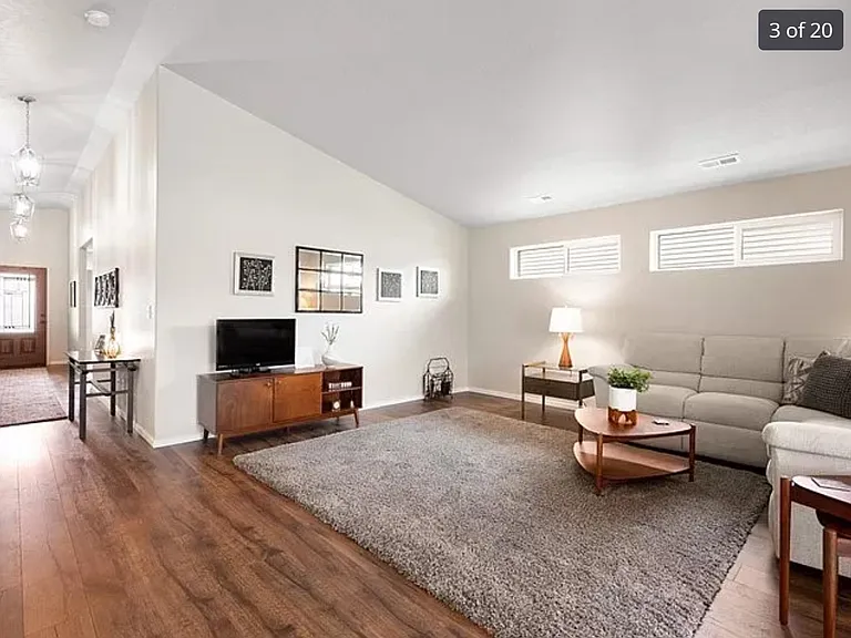 8903 N Cheltenham Ct — Photo 6