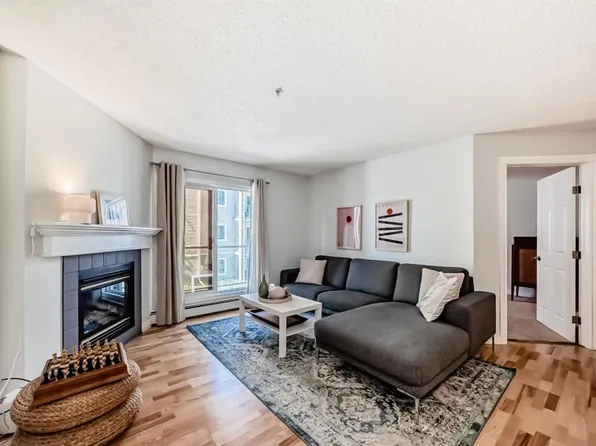 290 W Shawville Way SE #212, Calgary, AB T2Y 3Z9