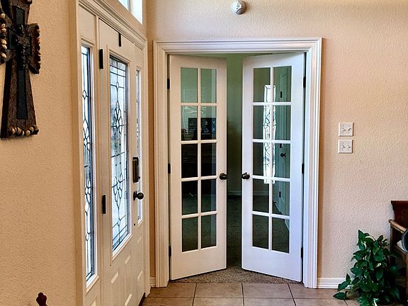 5th image of 1211 La Paz Dr