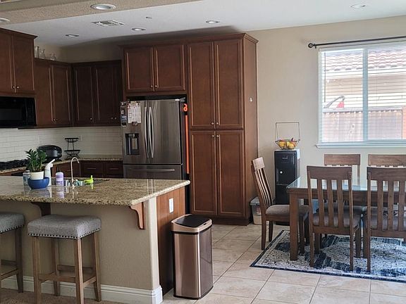 4th image of 510 Heather Creek Dr