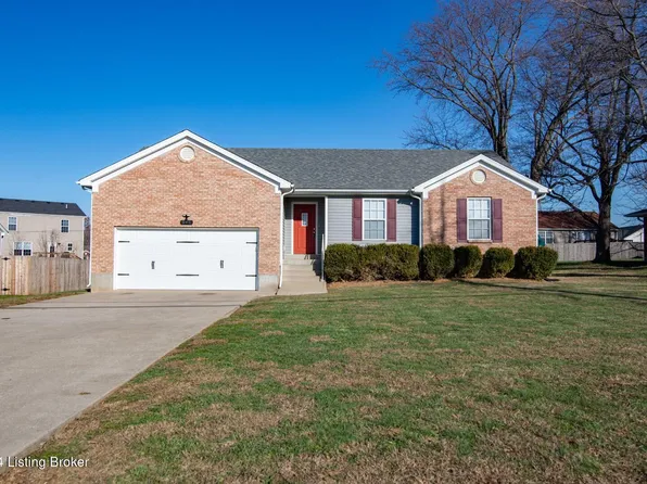 541 W Vine St, Radcliff, KY 40160