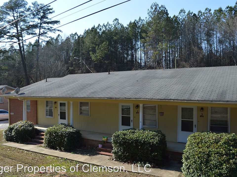 2nd image of 409 Old Central Rd APT 3