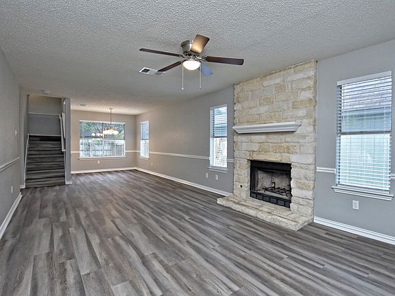 5th image of 1320 Green Terrace Dr