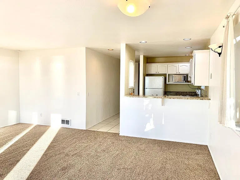 1718 Alki Ave SW #100 — Photo 33