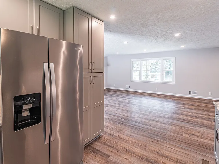 1115 Washington Ave — Photo 16
