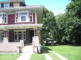 211 Hillcrest Ave, Trenton, NJ 08618