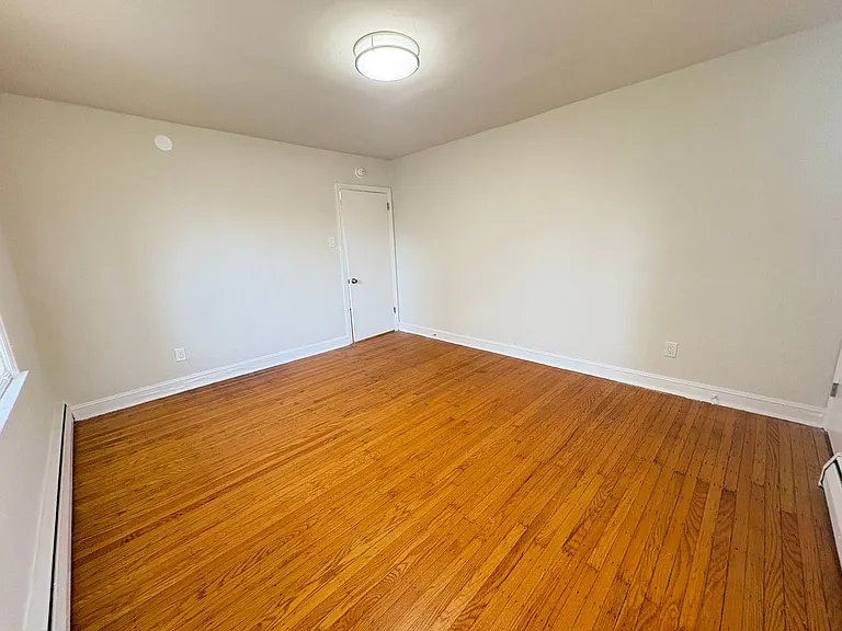 1010 Beechwood Ave — Photo 16