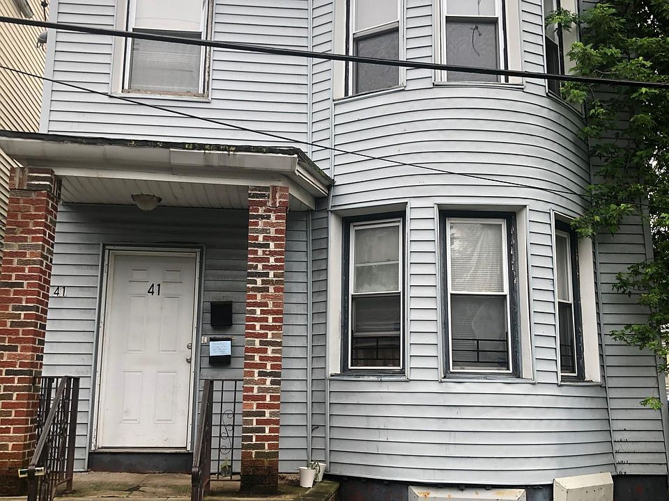 1st image of 41 Montrose Ter Unit 2