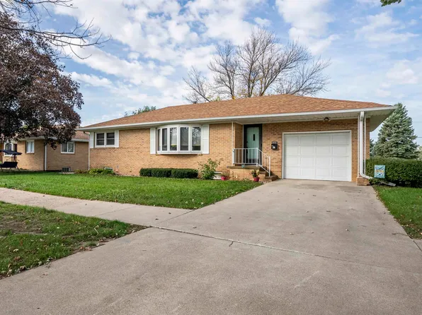 115 5th Ave NE, Le Mars, IA 51031