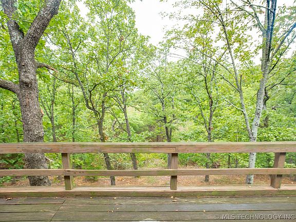 3rd image of 4718 Drury Woods Dr
