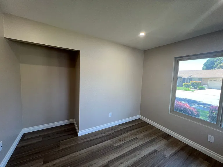 8107 Village 8 — Photo 4