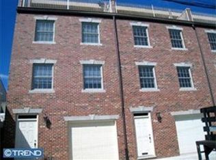 146 Morris St, Philadelphia, PA 19148