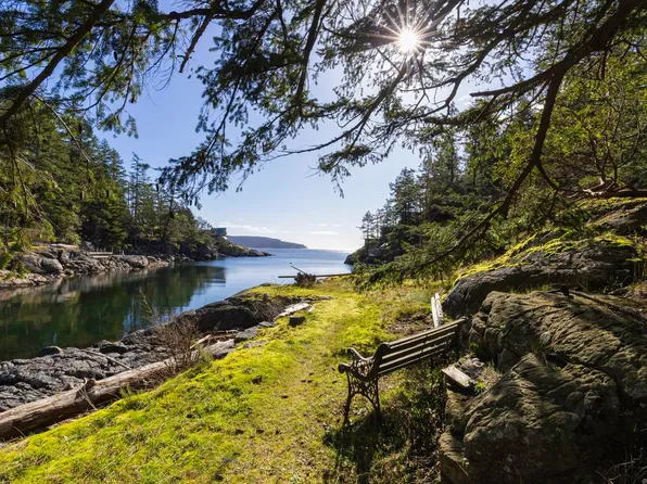 5066 Sherman Ln, Sunshine Coast, BC V0N 1Y2