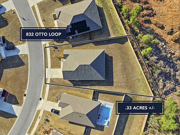 2nd image of 832 Otto Loop