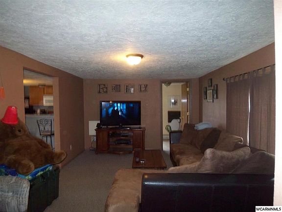 2nd image of 430 Center Ave
