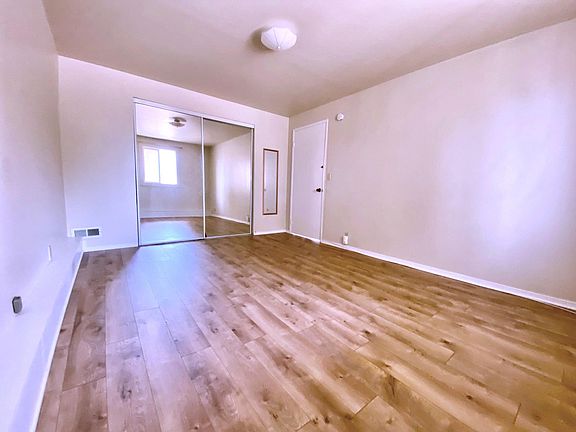 3rd image of 1743 42nd Ave