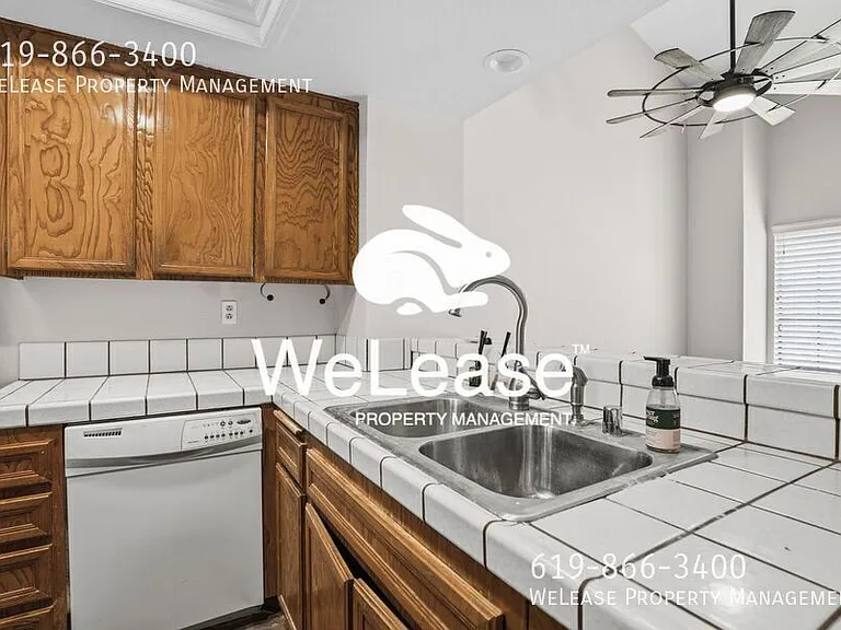1514 Apache Dr #E — Photo 10