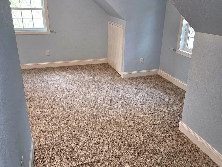 2201 Pershing Ave — Photo 36