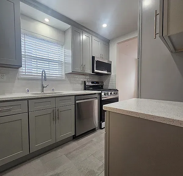 24-43 41st St #3A — Photo 3