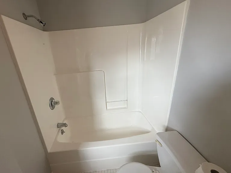 281 Lansing Ave — Photo 7
