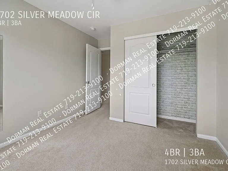 1702 Silver Meadow Cir — Photo 18