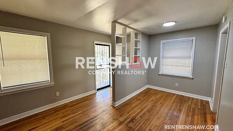 3 bed, 1.5 bath, 1228 sqft, $1,295 — Photo 3