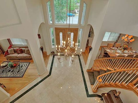 4th image of 44240 Revere Pl