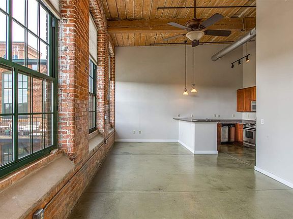 5th image of 400 Mills Ave Unit 417