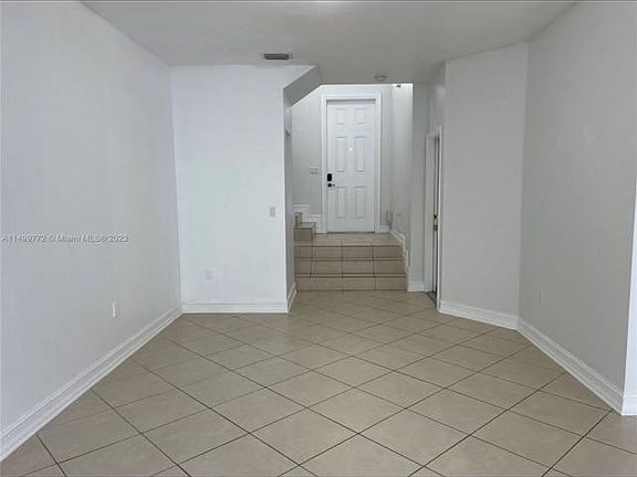 4th image of 11355 SW 236th Ln