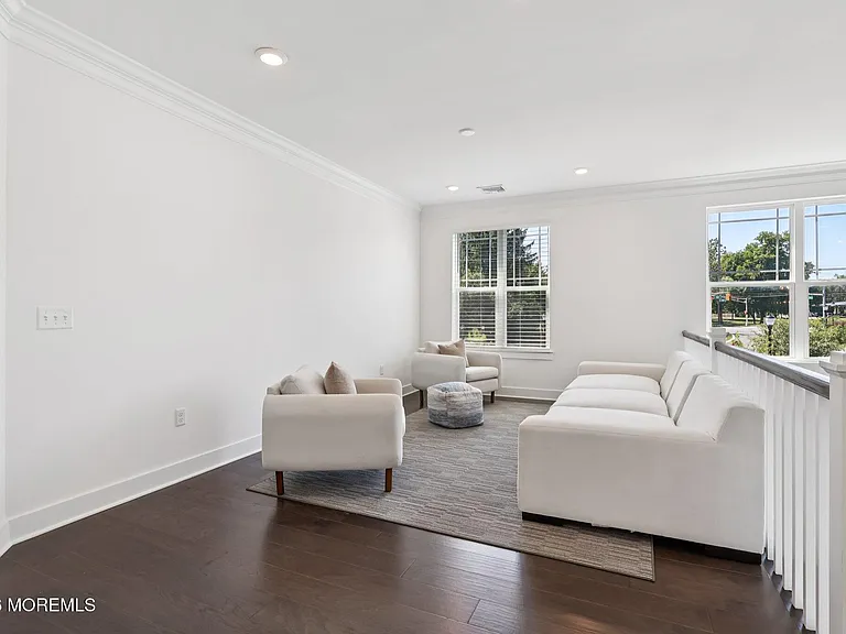 2 Dogleg Ln — Photo 32