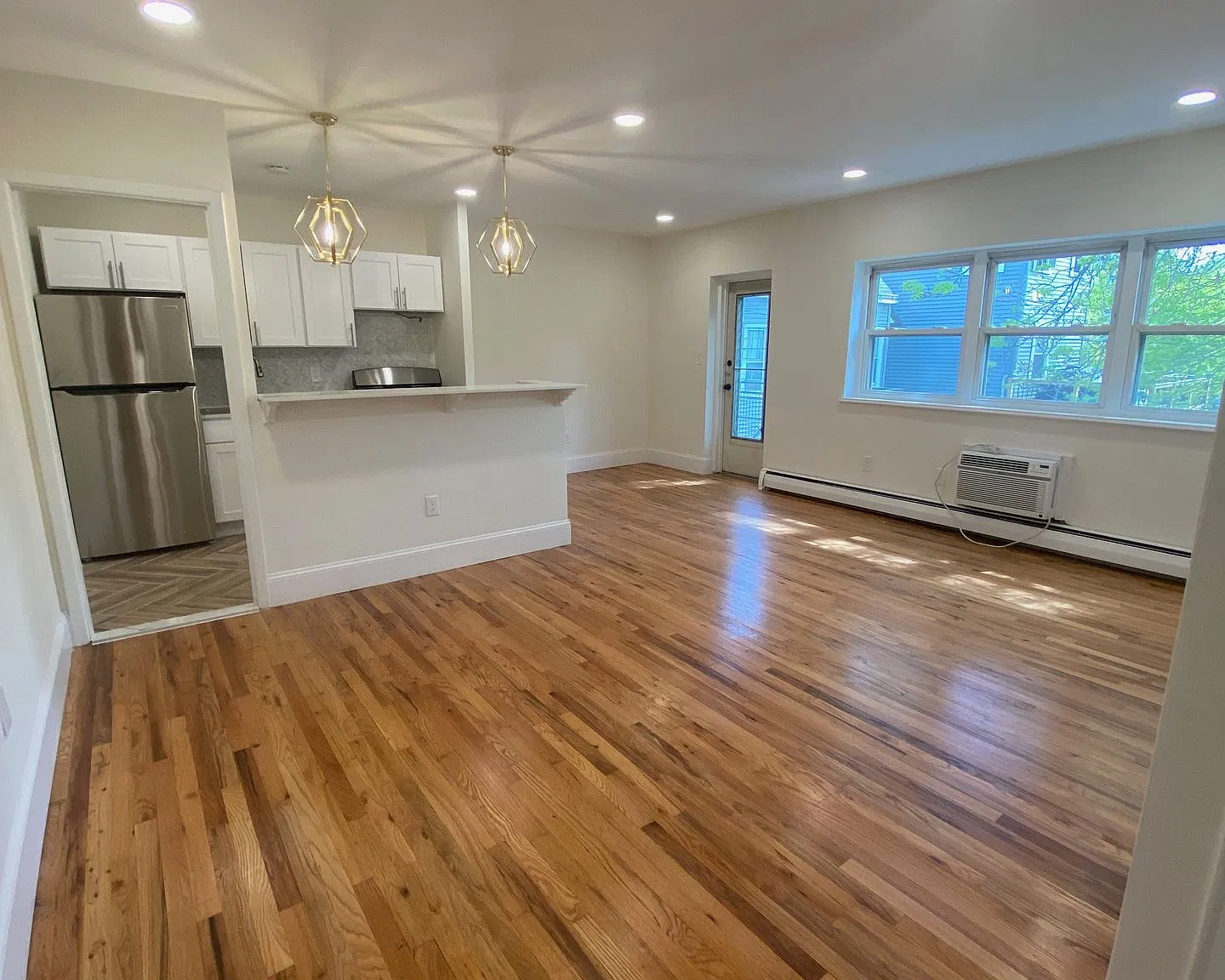 43 Cottage — Photo 3