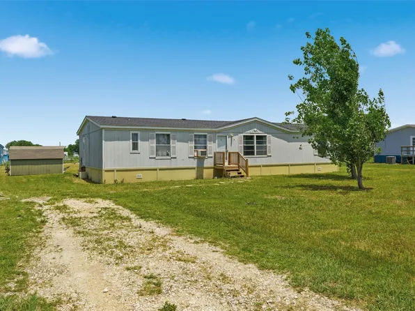 154 Hillside Dr, Troy, TX 76579