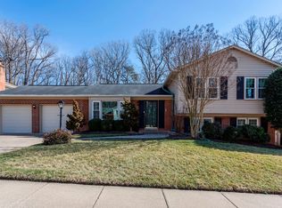 7841 Godolphin Dr, Springfield, VA 22153
