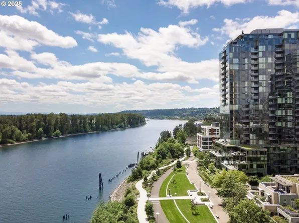 841 SW Gaines St Unit 1804, Portland, OR 97239